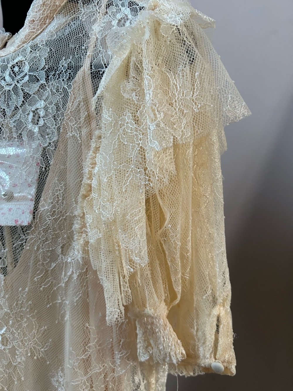 Free People Sheer Ivory Lace Puff Sleeve Blouse - Picture 2 of 3